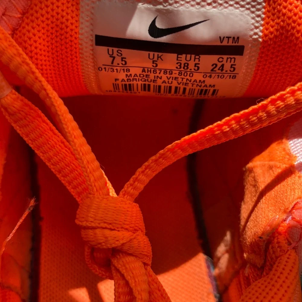 Nike Air Max 270 Women Size 7.5 Youth Size 6 Orange AH6789-800 Running Sh…